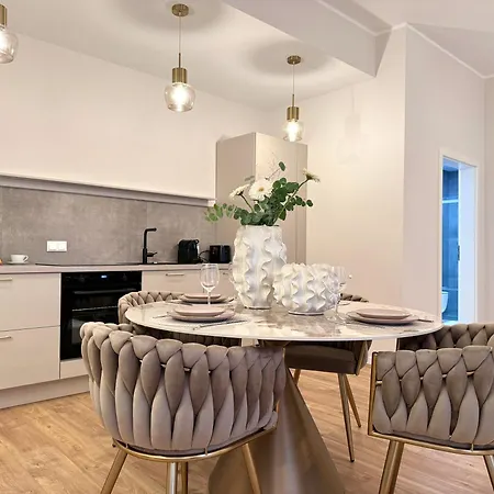 Apartment Gemuetliches Design In Do-zentrum